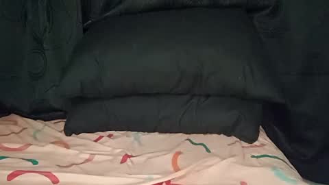 Annie online show from December 29, 11:29 pm