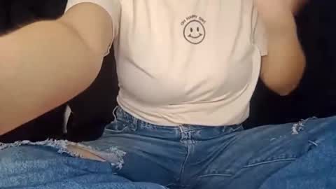 Annie online show from December 31, 1:57 am