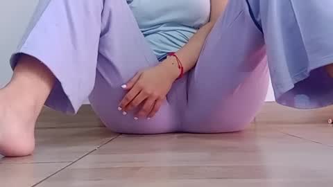 Annie online show from September 26, 4:11 pm