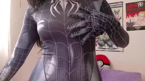 Snapshot of sunshine_girl9 chatting on October 7, 8:06 pm sunshine_girl9 online show from October 7, 8:06 pm