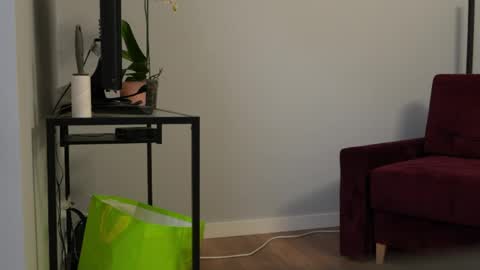 Snapshot of sunshineanna86 chatting on May 15, 7:21 pm sunshineanna86 online show from May 15, 7:21 pm