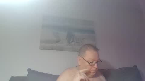 Snapshot of sunspotbaby chatting on November 5, 10:32 pm Sunspotbaby online show from November 5, 10:32 pm