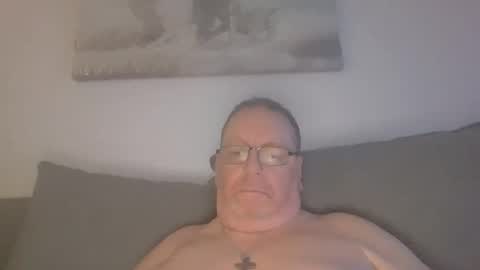 Snapshot of sunspotbaby chatting on November 11, 2:33 am Sunspotbaby online show from November 11, 2:33 am