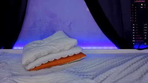 Milana Scarlett online show from November 16, 5:13 am