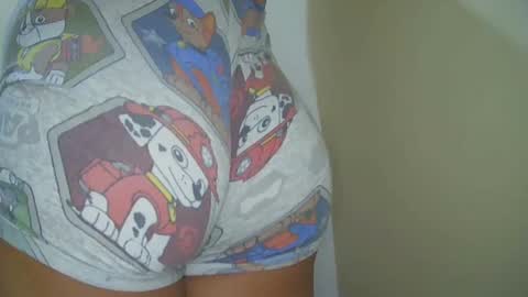 Snapshot of superboy977 chatting on November 18, 4:50 am superboy977 online show from November 18, 4:50 am