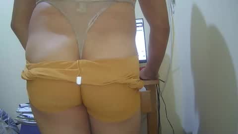 Snapshot of superboy977 chatting on January 9, 4:48 am superboy977 online show from January 9, 4:48 am