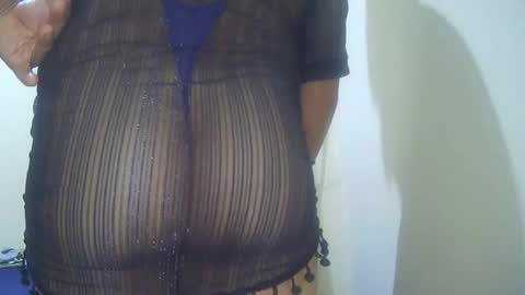 Snapshot of superboy977 chatting on February 2, 4:00 am superboy977 online show from February 2, 4:00 am