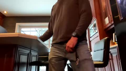 Snapshot of supercap69 chatting on December 5, 8:22 pm Francisco666 online show from December 5, 8:22 pm