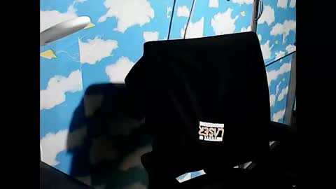 Snapshot of superclit4u chatting on December 1, 2:05 am superclit4u online show from December 1, 2:05 am