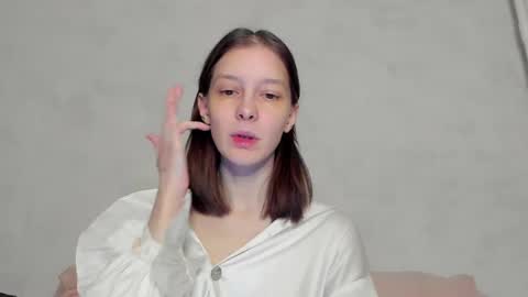 Snapshot of superior_cat chatting on April 23, 10:12 pm Una online show from April 23, 10:12 pm