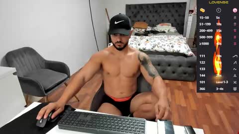 supermanboyxxl online show from September 24, 6:39 am