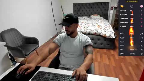 supermanboyxxl online show from September 25, 5:55 am