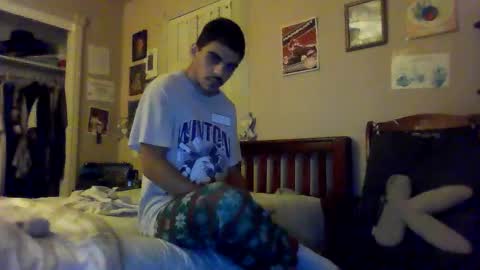 Snapshot of supermiguel20 chatting on November 29, 10:29 am Super miguel20 online show from November 29, 10:29 am