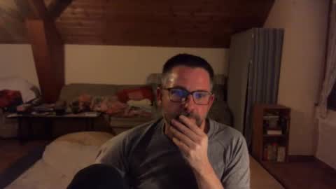 supersquirrel81 online show from November 22, 5:12 pm