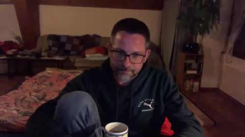 supersquirrel81 online show from March 26, 6:57 pm