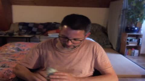 Snapshot of supersquirrel81 chatting on May 9, 6:35 pm supersquirrel81 online show from May 9, 6:35 pm