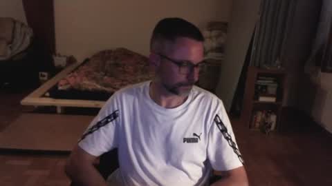 Snapshot of supersquirrel81 chatting on July 9, 5:50 pm supersquirrel81 online show from July 9, 5:50 pm