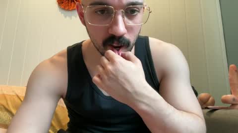 Snapshot of supre_dany chatting on June 26, 2:21 pm supre_dany online show from June 26, 2:21 pm