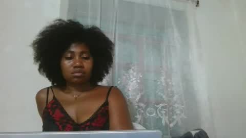 surbelle online show from February 3, 6:46 pm