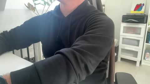 surfstar81 online show from December 15, 12:09 pm