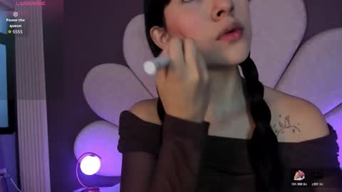 Susann online show from December 19, 11:17 am