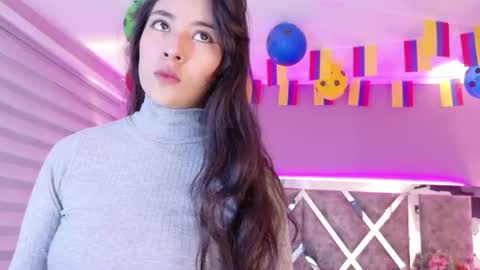 Susann online show from June 23, 12:47 pm