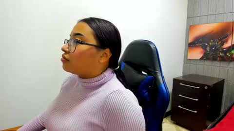 susan online show from June 26, 9:19 pm