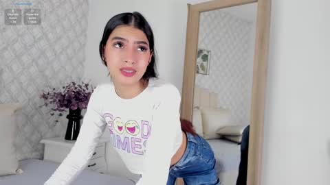 Snapshot of susana__sanchez chatting on March 9, 12:42 pm SUSANA online show from March 9, 12:42 pm