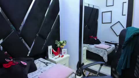 Snapshot of susana_flame chatting on July 14, 3:33 am Susana Flame online show from July 14, 3:33 am
