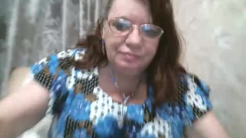 Snapshot of susanaahsun chatting on April 8, 11:10 am SusanaAhSun online show from April 8, 11:10 am