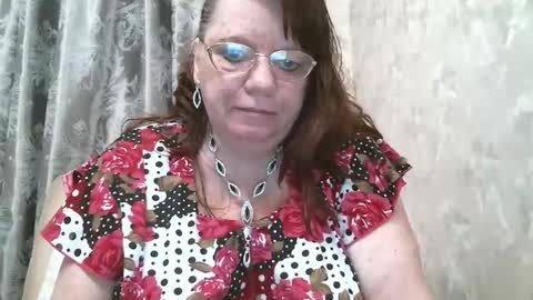 Snapshot of susanaahsun chatting on April 16, 11:00 am SusanaAhSun online show from April 16, 11:00 am