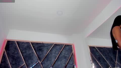 susanahenao online show from September 10, 5:13 pm