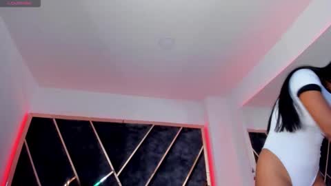 susanahenao online show from September 30, 7:08 pm