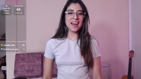 Susana hendrix    online show from March 27, 6:40 pm