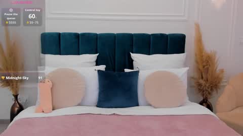 Susan online show from November 10, 1:32 pm