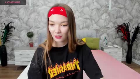 susannjohnson online show from March 12, 3:13 am