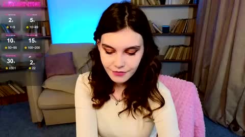 Snapshot of susiemorris chatting on February 18, 1:32 am Susie online show from February 18, 1:32 am