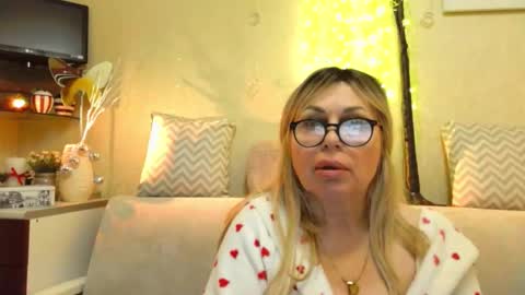 Snapshot of susiexnoreen chatting on February 11, 11:59 am SusiexNoreen online show from February 11, 11:59 am