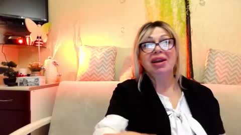 SusiexNoreen online show from April 9, 1:49 am