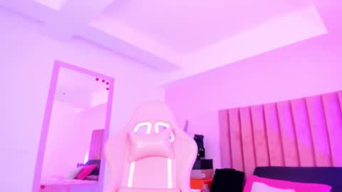 Sussan Nicole  online show from November 8, 12:16 pm