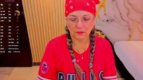 Snapshot of sussy_perez_ chatting on February 14, 12:07 am Sussy online show from February 14, 12:07 am