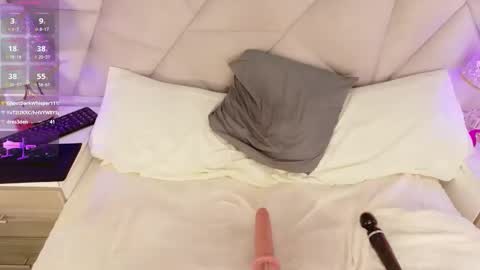 Snapshot of sussyross1 chatting on April 18, 7:58 pm Sussy online show from April 18, 7:58 pm