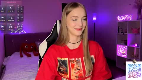 Snapshot of susyschuerholz chatting on April 28, 3:17 pm Jessica online show from April 28, 3:17 pm
