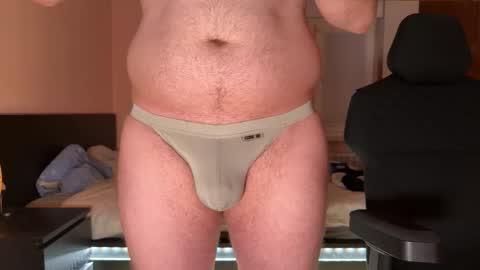 sutlac90 online show from November 9, 2:37 pm