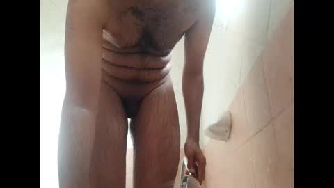 Snapshot of suxc69 chatting on June 2, 2:35 am sexindi007 online show from June 2, 2:35 am
