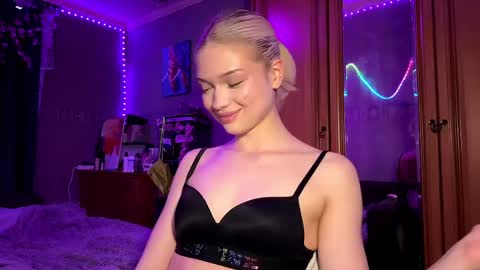 Stacy online show from May 16, 12:18 am
