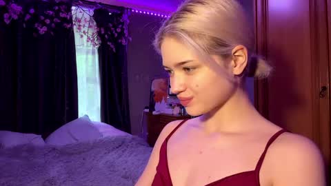 Stacy online show from May 18, 4:07 am