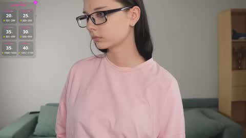 Sena online show from December 13, 7:53 pm