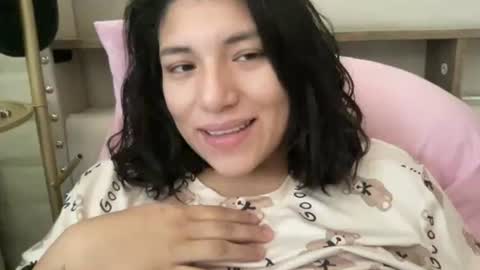 Suzy online show from November 1, 5:26 pm