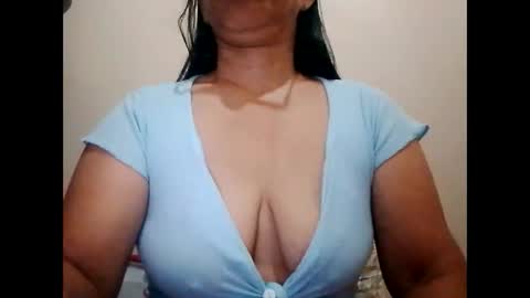 suzzie_hot online show from February 24, 9:41 pm